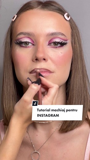 Ati purta acest machiaj la o numta? Eu sigur DA! ❤️‍🔥 Haideti si pe insta :@alexandraprodann ✨ #machiaj #tutorialdemachiaj #machiajdeseara #machiajgrafic