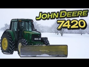 Snowplowing John Deere 7420 Plowing Deep Snow