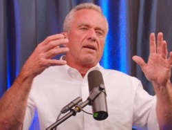 Robert Kennedy Jr.: "Cartels Are Now Running The Border," "They Advertise Around The Globe"