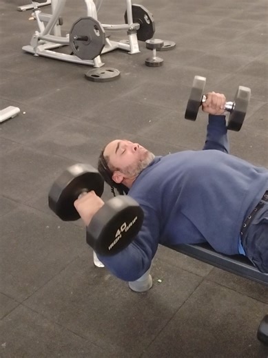 Maximize Your Chest Day with Heavy Flyes