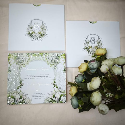 Silver Foil Monogram Wedding Invitation – Greenery Botanical, 600 GSM Silk - Etsy