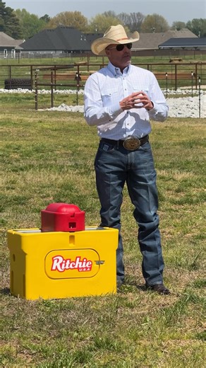 Avoid frozen water buckets and troughs with a heated automatic waterer. We use Ritchie Automatic Waterers Omni 2 in our pastures. #horsecare #RitchieWaterer | Downunder Horsemanship