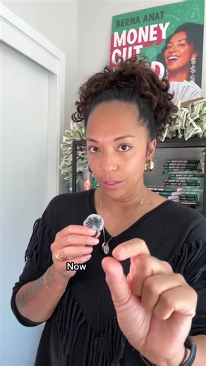 Monarch on Instagram: "As we head into the new year, we’re feeling a little reflect-y. So we’d love to hear from you… What are your proudest money moments from 2025? What made you go “Wow, I freakin’ DID IT.” Tell us about your money wins, and let’s hype each other into 2026!"