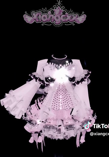 Creative Outfit Combinations for Roblox Royale High