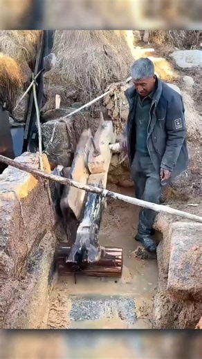 Ancient engineering at its finest! 🌊🛠 #HistoryRevealed #historyrevealed #ancienttechnology #waterpower #waterpowers #waterpowered #waterpowerplant #oldmachines #EngineeringMagic #engineeringmagic #europediscover #europediscovery #reelsfypシ #shorts #machine | World Time