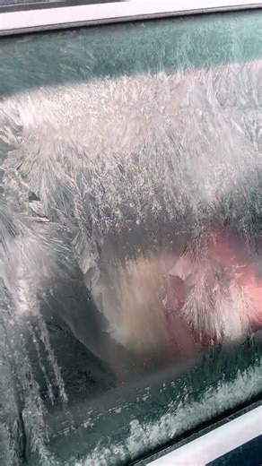 Unique ice patterns part one!