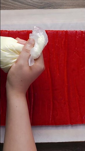 Red Velvet Roll Cake