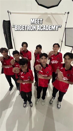 Setelah menjadi champion dengan 100%winrate di MDL ID S12, kini hampir seluruh playernya naik ke MPL ID Dengan para player baru yang masuk apakah mereka bisa mengukir sejarah kenmbali? #esports4everyone #mdlindonesia #mdlid #mdlids13