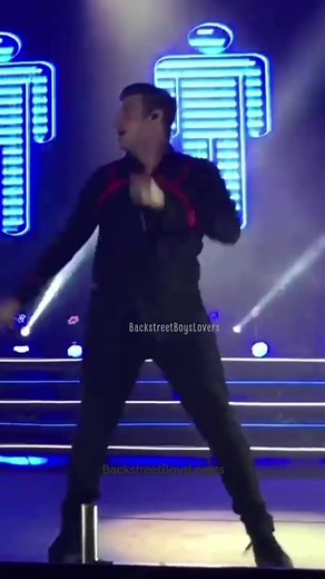 Get another boyfriend 🎶 . . #backstreetboys #backstreetboyslovers #soldier #bsbdna #bsbdnaworldtour #bsbarmy #boybands #90s #bsb30 #bsb30years #music #soundcheckone31 #backstreetsback