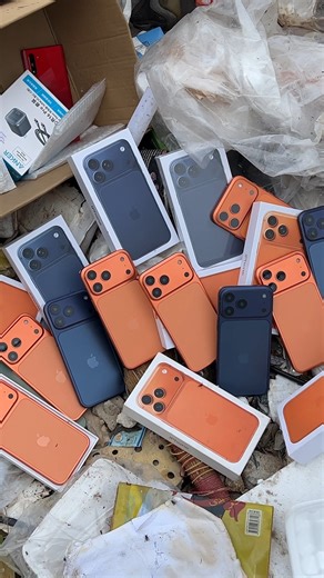 726K views · 10K reactions | What? it a lots of iPhone 17 Pro Max at the landfill #iphone17promax #iphone17 #iphone17pro #iPhone17Pro #iphone17series #iPhone17Air #iPhone17 #phone #mobile #smartphone #iphone #iphone16 #iphone16promax #reels #reelsfacebook #reelsvideo #reelsviral #reelsfb #tranding #training #foryoupageシ #foryourpage #fypシ #fbreels #fblifestyle #fypシ゚viralシ #reelsfypシ | Galaxy Restore | Facebook