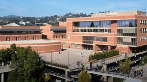 UCLA Anderson Essay Examples & Tips, 2025-2026 | mbaMission