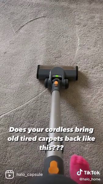 Seriously? Does your cordless bring old tired flattened carpets back like this?? Sooo powerful! All in a cordless? For under £200? Uh huh. Check out Halo Capsule now for the best deals! #halocapsule #cordlessvacuum #speedclean #cleantok #cleaning #cleaningtiktok #hooverlines #hooverlinesfordays #cleaninginspo #vacuuminginstyle #vacuumtherapy #vacuuming #hinching #cleanfloors #revivingcarpets #cleaninghacks