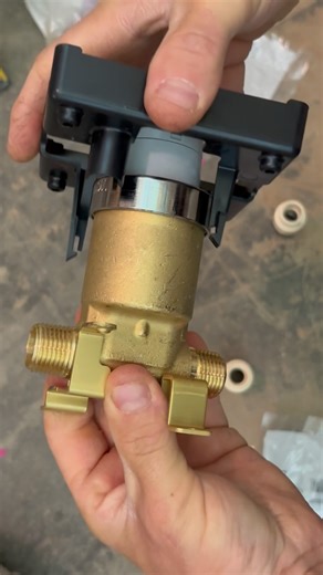 Delta rough in shower valve install. The start off any custom shower build is the plumbing. I’ve always preferred delta rough in valve they seem well built, simple and have minimal problems compared to others I’ve used.👍 . #deltashower #diytile #bathroomrenovation #diyprojects #diy #homeimprovement #diybathroom #homeimprovement | Project Build & Renovation Co.