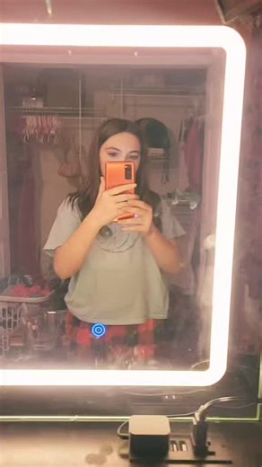 **$anna$** (@im.going.to.eat.ur.toes)’s videos with original sound - **$anna$**