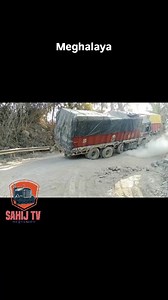 134K views · 10K reactions | Respect truck driver! world's risky job. #truck #truckdriverlife #truckdriver #trucks #truckers #viralreels #valog #trending #viral | Asa Nu Maan Vatna Da"ਅਸਾਂ ਨੂੰ ਮਾਣ ਵਤਨਾਂ ਦਾ" | Facebook