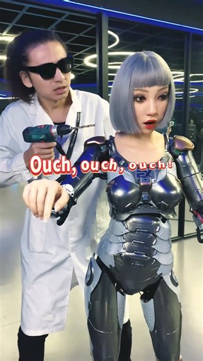 2.3M views · 16K reactions | 朗Would you pay for a robot like this? The company has started mass production of bionic robots. #robots #bionicrobots #humanoidrobots | Hola Fujian | Facebook