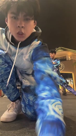 Brody Boling on Instagram: "Wiggle wiggle wiggle 🪱 #brodeez"