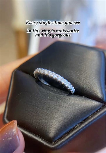 Every single stone you see In this ring is moissanite and it's gorgeous#delzzad #moissanite #ring #springglowup #moissanitering