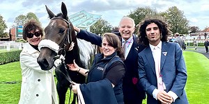 Video: Flora Of Bermuda Places Third At Ascot - Bernews