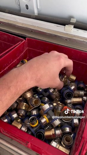 Answering questions about what type of PEX fittings I use and what tools I use to crimp the fitting onto the pipe. Let me know what y’alls thoughts and opinions are on these fittings. @viegapress #plumbing #plumber #trades #question #answer #tradesman #tools #tool #review #plumbinglife #fyp