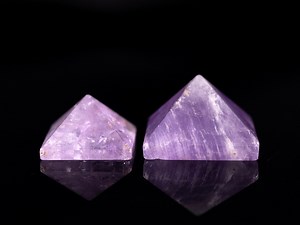 AMETHYST Crystal Pyramid - Sacred Geometry, Metaphysical, Healing Crystals and Stones, E2115 - Etsy