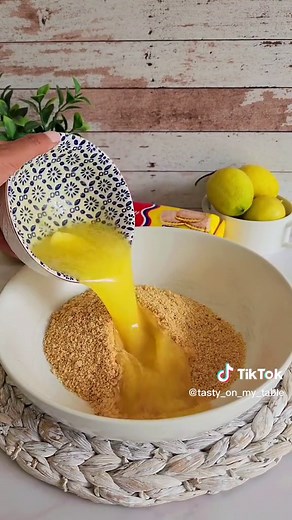 Delicious Lemon Coconut Squares Recipe