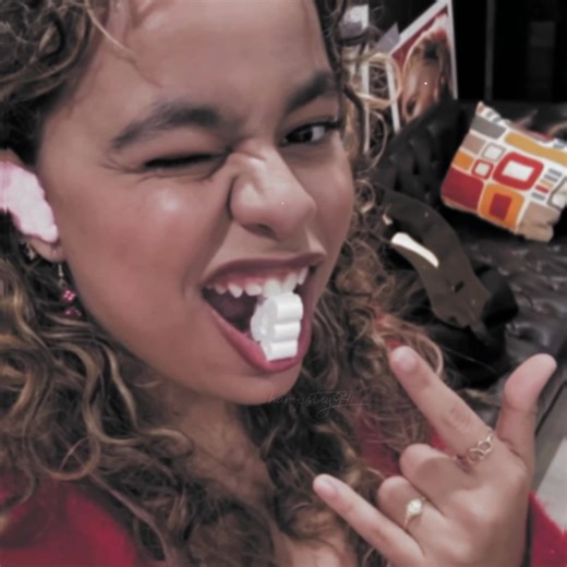 Creating a Moodboard with Bella Kay: A Step-by-Step Tutorial