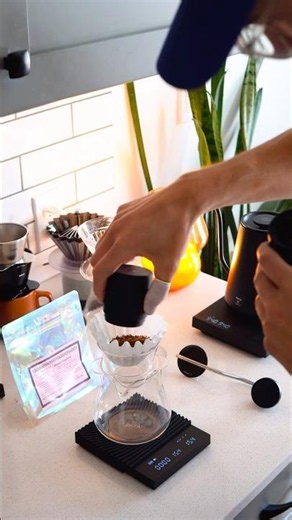 dialing in some brews with the timemore s5 hand grinder