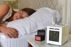 SensorWake, A Scent-Based Alarm Clock That Wakes People up With Pleasant Smells Instead of Sound