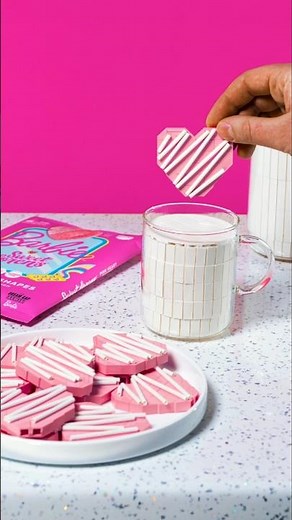 ‪@Barbie‬ x ‪@SweetLorens‬ heart-shaped sugar cookies, baked to pink perfection 🍪🩷