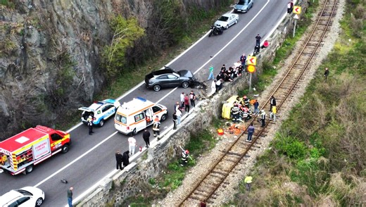 FOTO/VIDEO - Accident DEVASTATOR pe Valea Oltului. Un sibian este implicat în eveniment/UPDATE: O tânără de 23 de ani, însărcinată, a murit la spital - Sibiu 100