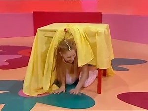 Hi-5 Charli Making A Cubby