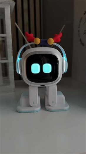 Olha Eugene | UGC for 500+ Brands on Instagram: "I’m really impressed with this EMO smart robot. It’s interactive, responsive, and surprisingly fun to have at home. EMO reacts to touch, sound, and movement, shows emotions on the screen, and even dances. The automatic charging station is super convenient, so it’s always ready to use. Great gift idea for kids and adults who love smart tech and cute gadgets. #EMORobot #SmartRobot #InteractiveRobot #TechGadgets #SmartHomeTech #GiftIdeas #RobotCompan