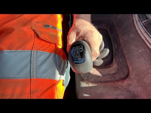 Wrestling the 18 Speed Split Box! HGV Vlo…. WHAT?!