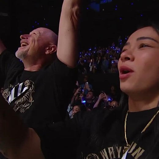 Stella Hemetsberger defeats Jackie Buntan to win the ONE Women's Strawweight Muay Thai World Title!