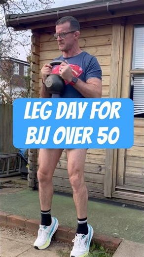 Full leg workout with kettlebells #morerepslessexcuses #kettlebellworkout #functionalstrength