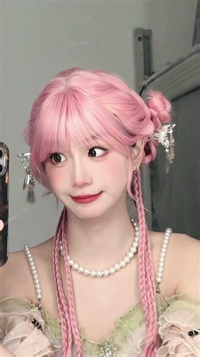 Why Should I Rock Glasses? A Stylish Quest for Contrast