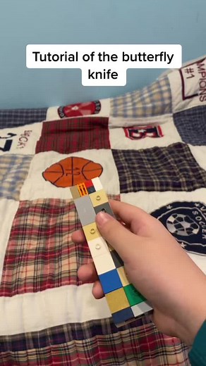 How to Make a Lego Butterfly Knife Tutorial