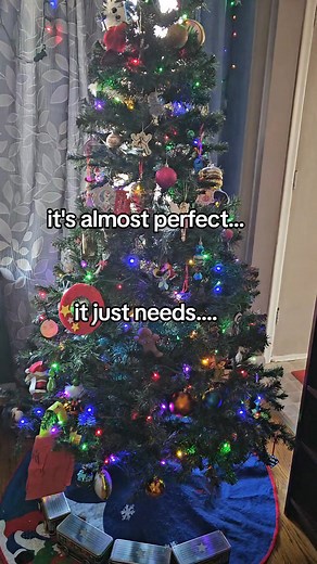 Oh Christmas tree.... so beautiful and bright😍🎄 It's missing a handful of decorations.... as Jace won't be here until closer to the holidays, I set them aside for now🖤 Parents of older kids.... how do you collaborate all the traditions with everyone out and about? #Christmas #christmastree #christmastraditions #decorations #holidays #holidayseason #happyholidays | Carissa McIntyre - Author