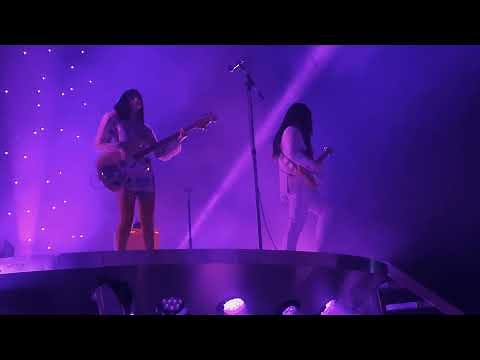 Khruangbin - Summer Madness (Kool & The Gang cover) (2021-12-19 – San Antonio, TX)