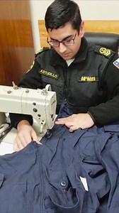 99K views · 4.5K reactions | Hoy nuestros Sastres conmemoran 133 años manteniendo impecables los uniformes de la Armada de Chile ⚓️ En su nuevo aniversario enviamos un cariñoso saludo a quienes han formado parte de esta Especialidad #ComprometidosConElMar | Armada de Chile | Facebook