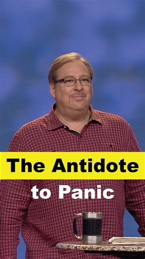 When you turn your focus on God, that’s called praise. Worship is just focusing on God. And when you’re focusing on how big God is, the size of your problems shrink. Get more hope and encouragement daily! (Pastorrick.com/study) #DailyHope #Worry #Worship #Panic #Praise #Fear #Problems | Pastor Rick's Daily Hope