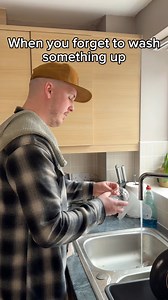 3.4K views | When you miss something when doing the washing up #washingup #problemsolving #funny #Hello | Vlog Cast | Facebook