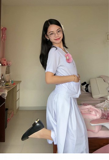 my fave school shoes as a kikay school girl #SchoolShoes #Mikana #MikanaCareFreeLuxury #BackToSchool #MikanaShoes @Mikana