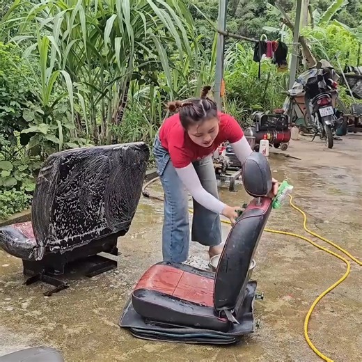 Timelapse_It took the girl 10 days to repair_ restore and transform a 7-seat car into a mobile home | Mohammadiqbal