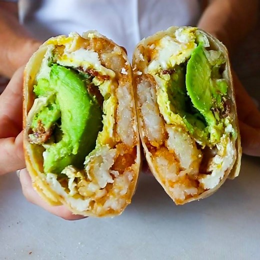 520K views · 3.1K reactions | This food truck serves mouthwatering breakfast foods ALL DAY. | Foodbeast | Facebook