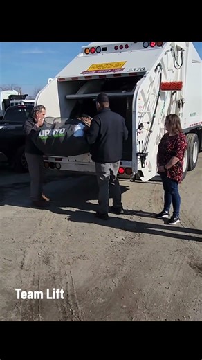 Leaf Burrito: The Ergonomic Solution to Heavy Yard Waste Bags