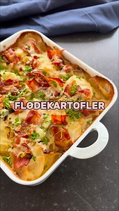 Cremede flødekartofler med bacon og porre - et oplagt bud på virkelig nem og lækker aftensmad eller fyldigt tilbehør🌿🍽️ Opskrift i kommentarfeltet👇 | Maden i mit Liv