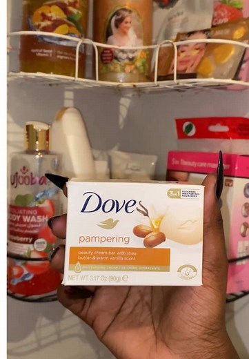 Literally my favorite little thing to do 😌🤗 #showerroutine #doveshowergel #dovebarsoap #showerrestock #productsrestock #fyppppppppppppppppppppppp