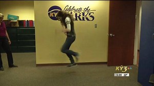 We tried the #invisiblebox Challenge... it went as well as expected... not at all. KSPR & KY3 Lexi Spivak | Justin Corr